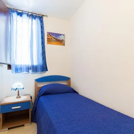 Holiday home Giusi *